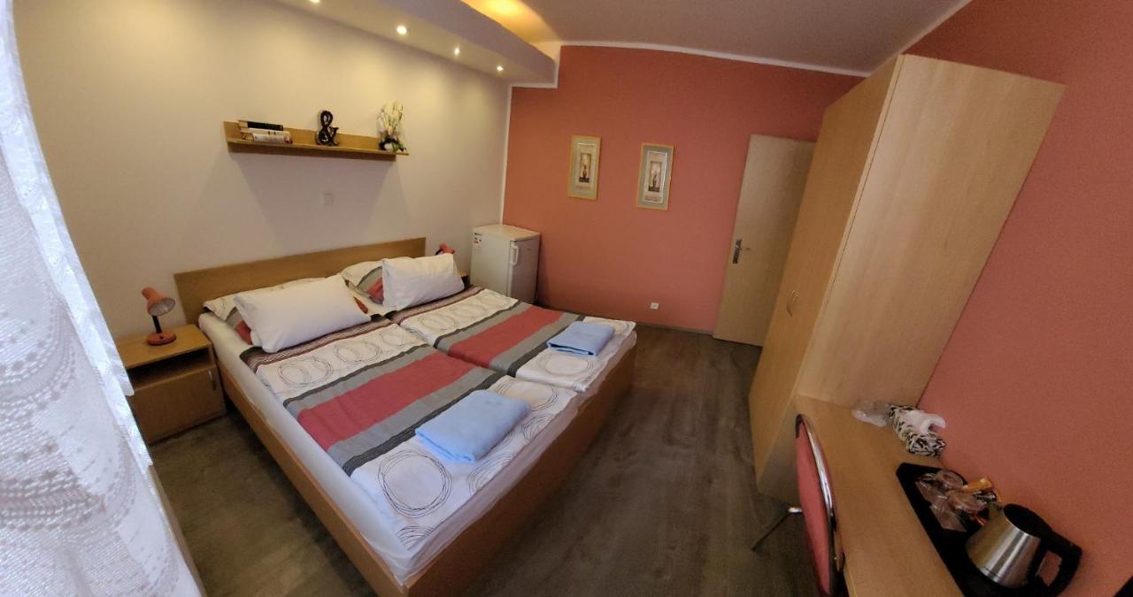 Hotel Gol Prostějov מראה חיצוני תמונה
