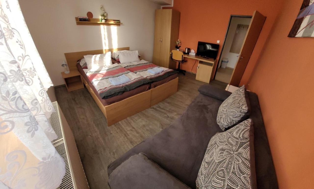 Hotel Gol Prostějov מראה חיצוני תמונה